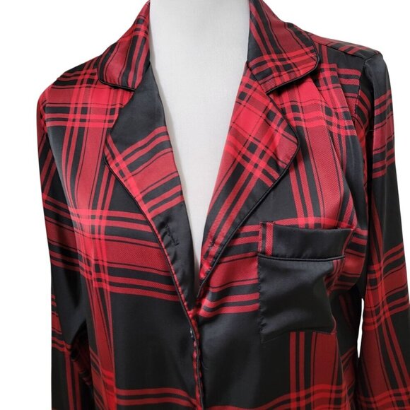 House of Harlow 1960 Size M Black & Red Plaid Silky Button Up Sleep Shirt, EUC - Picture 2 of 11